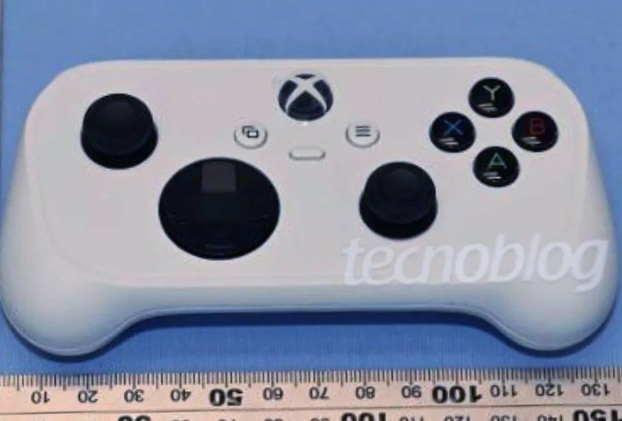 Manette Xbox Cloud Gaming compacte en blanc, repérée sur des documents d'homologation brésiliens