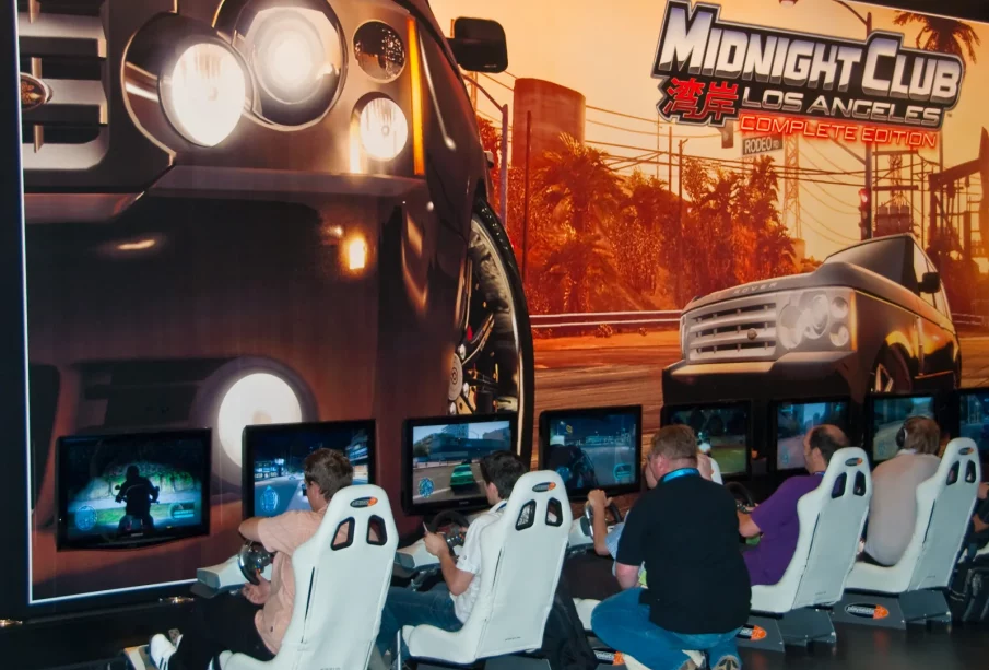 Midnight Club Los Angeles stand promo, franchise Rockstar dont le cinquième opus a été annulé