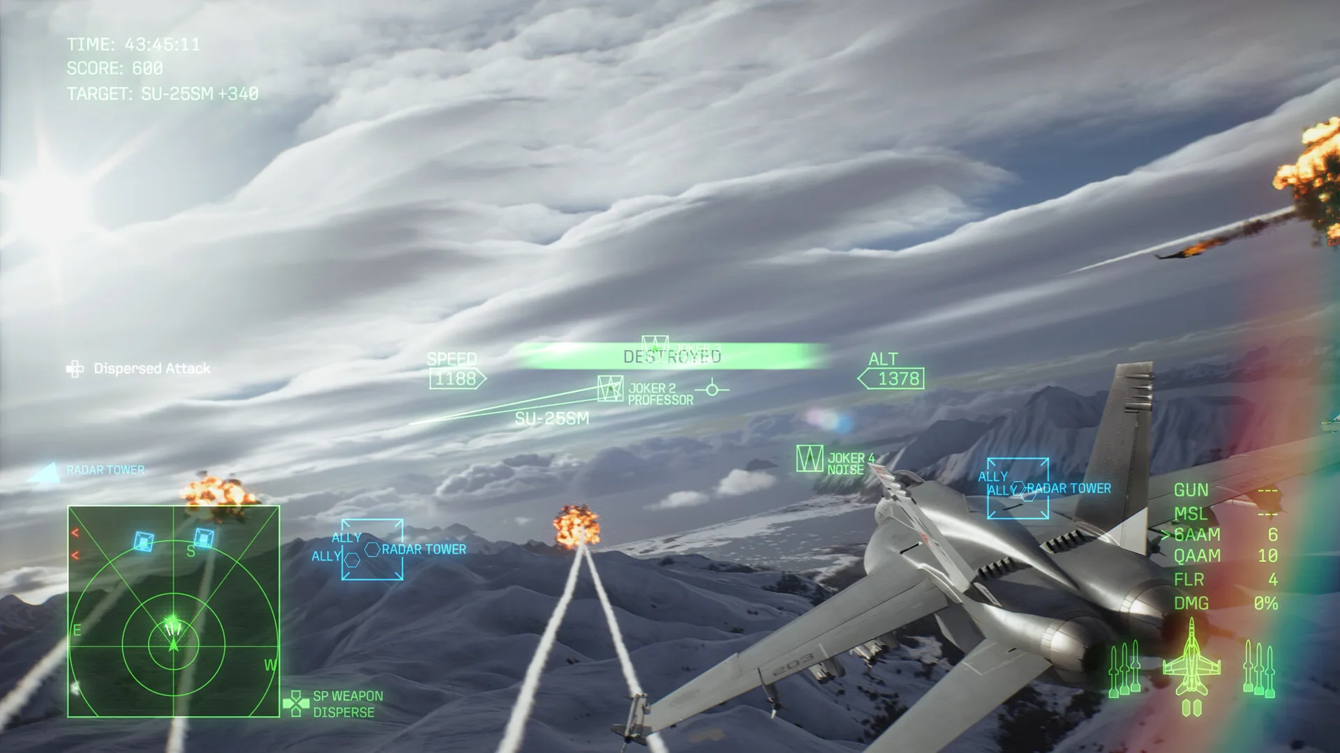 Ace Combat 8 avions : un Super Hornet abat un Su-25SM au-dessus des montagnes