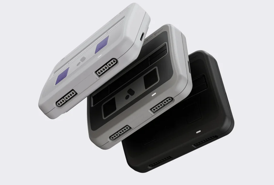 Super Nt+ Analogue en coloris Classic, SF et Black
